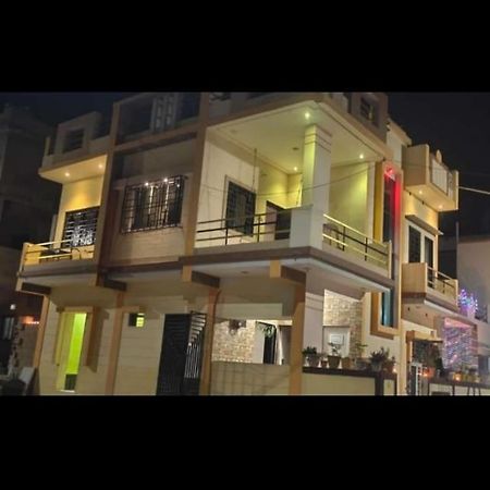 Dwarka Home Stay Esterno foto