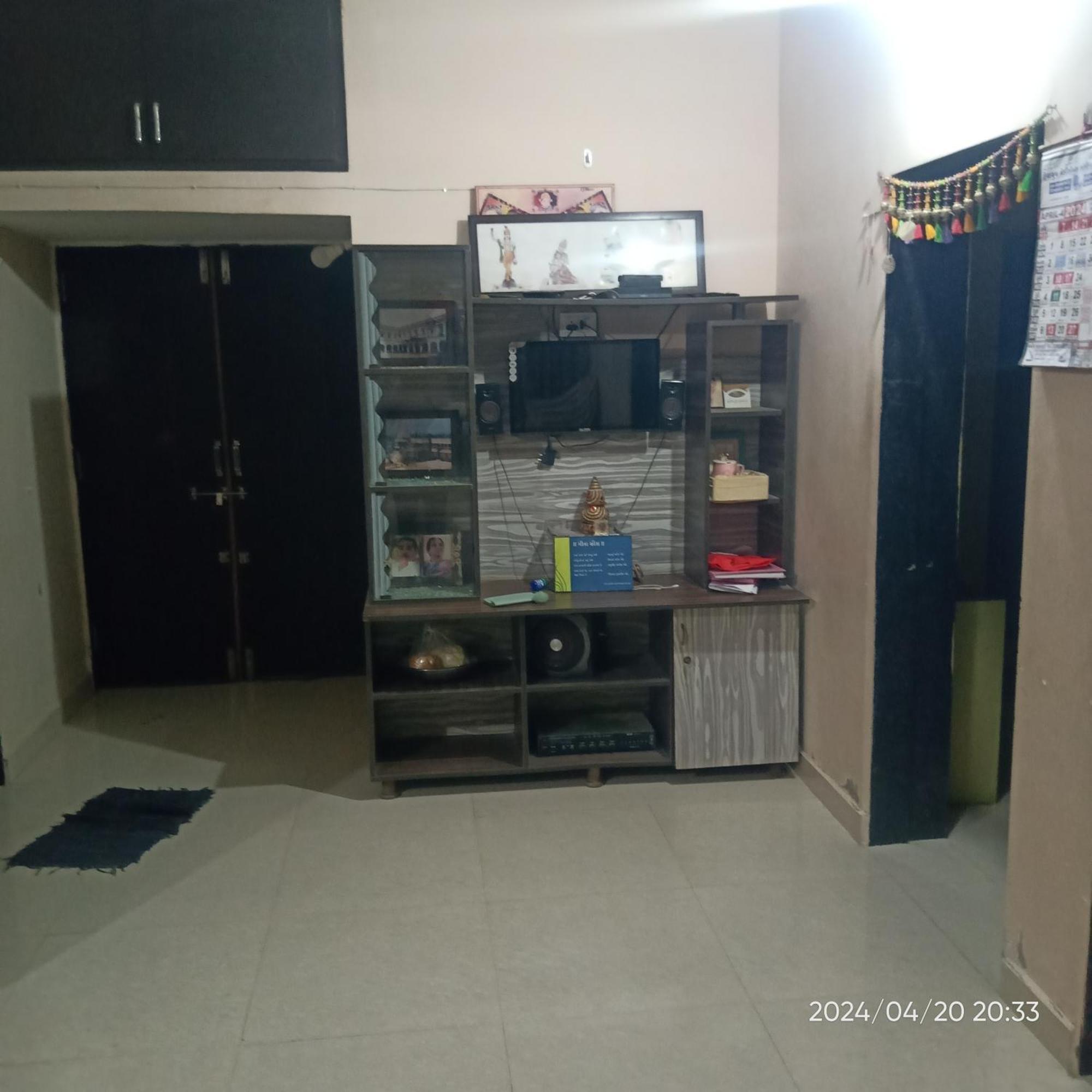 Dwarka Home Stay Esterno foto