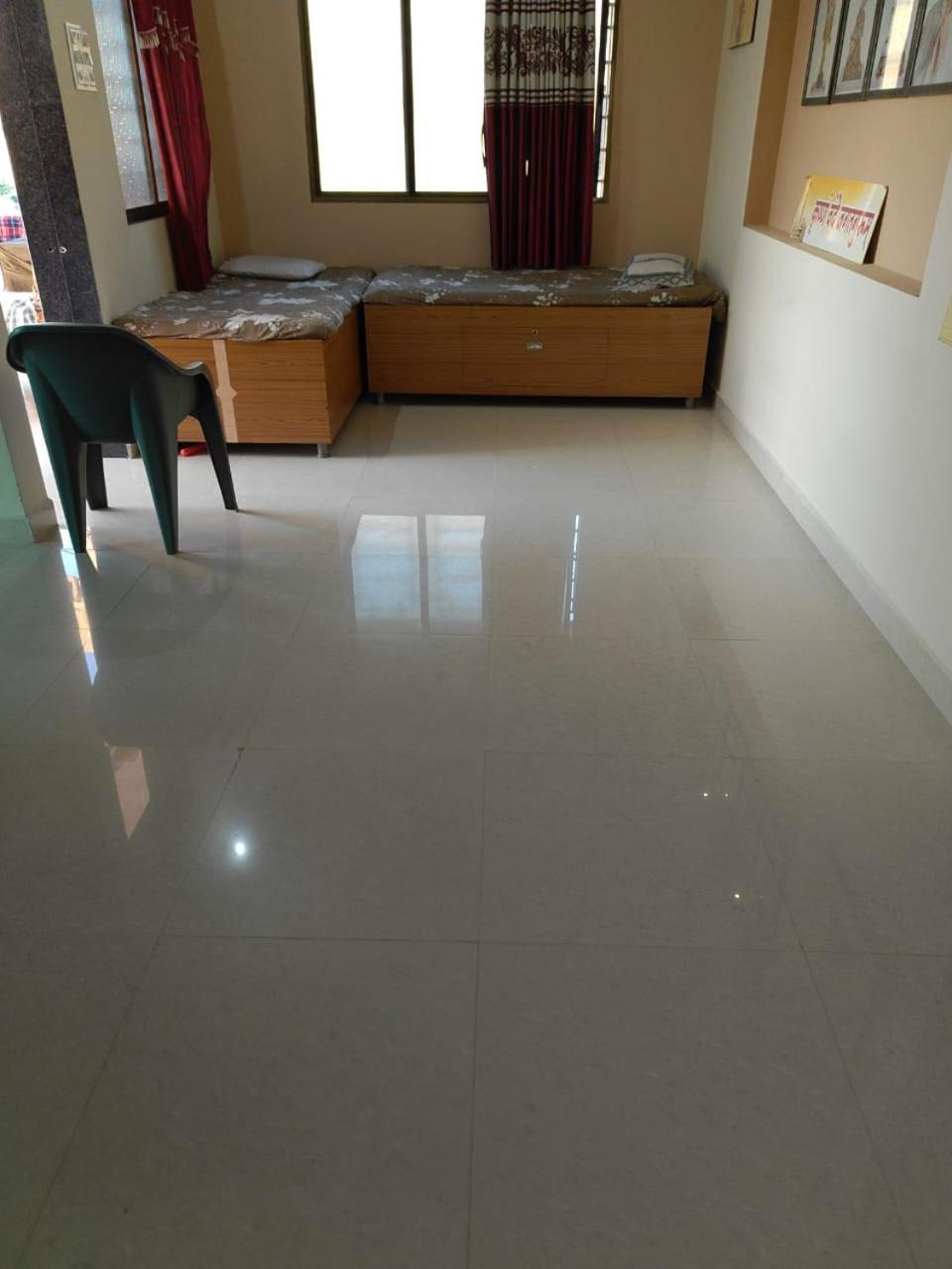 Dwarka Home Stay Esterno foto