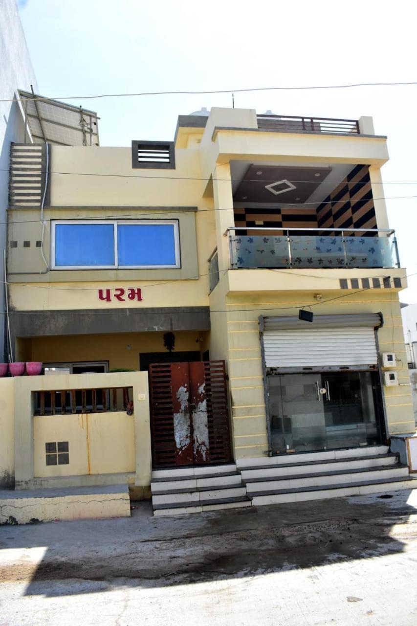 Dwarka Home Stay Esterno foto